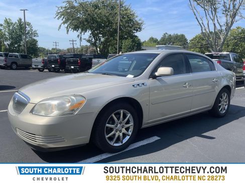 Used 2007 Buick Lucerne CXL FWD image 1