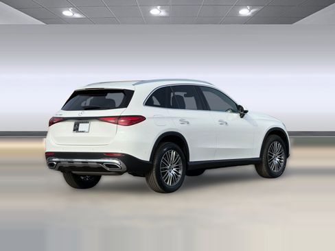 New 2026 Mercedes-Benz GLC 300 image 8