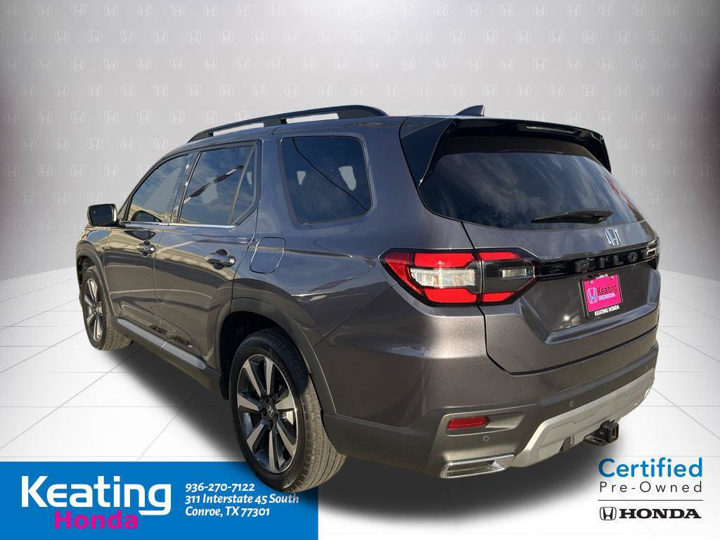 Certified 2025 Honda Pilot Touring image 11