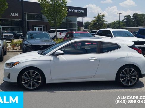 Used 2019 Hyundai Veloster 2.0 Premium FWD image 10