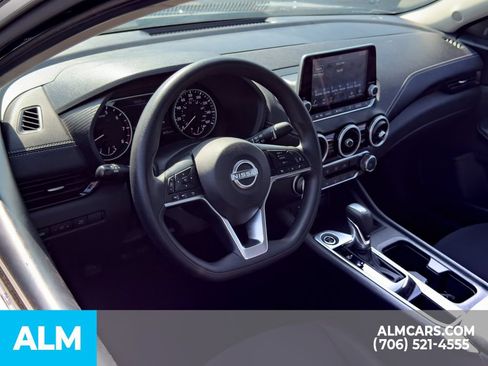 Used 2024 Nissan Sentra SV FWD image 12