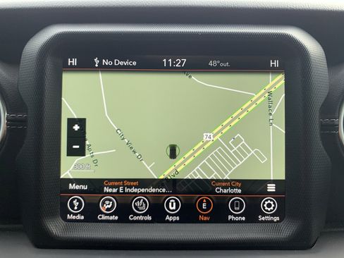 Used 2022 Jeep Wrangler Unlimited Sahara w/ LED Lighting Group image 24