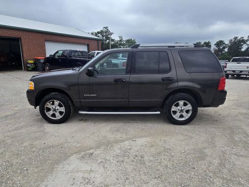 Used 2004 Ford Explorer Sport XLT AWD/4WD image 5