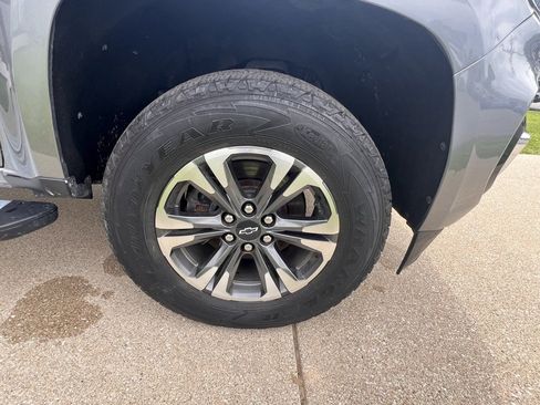 Used 2022 Chevrolet Colorado Z71 image 40