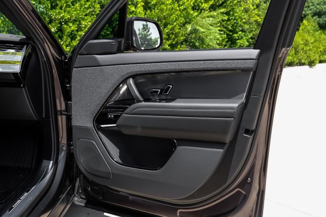 New 2026 Land Rover Range Rover Sport Dynamic SE AWD/4WD image 57