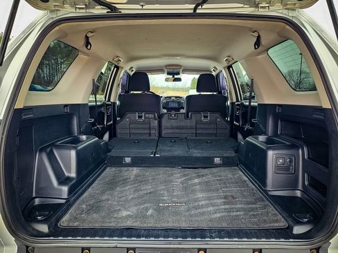 Used 2015 Toyota 4Runner Limited image 34