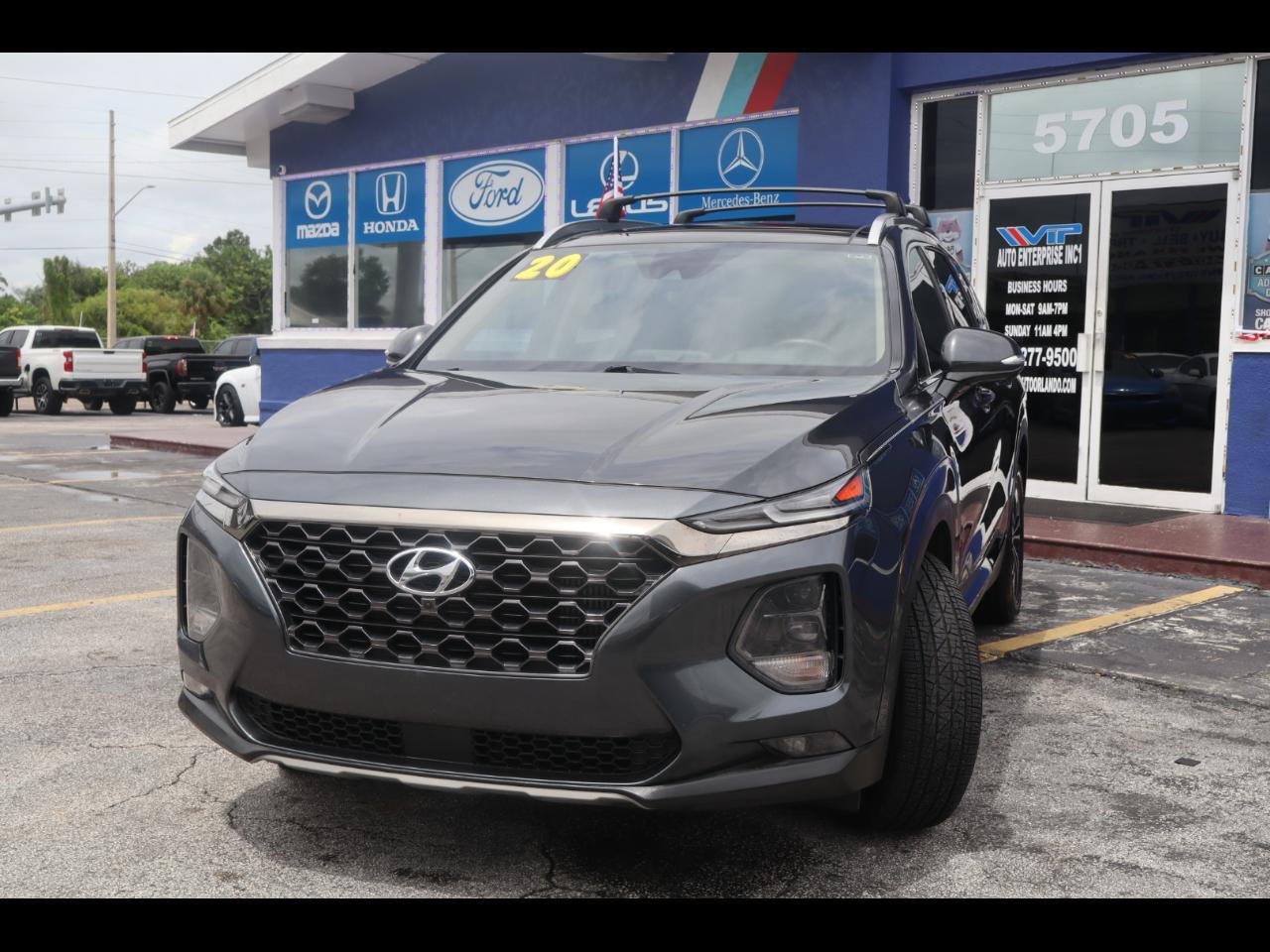 Used 2020 Hyundai Santa Fe Limited FWD image 3