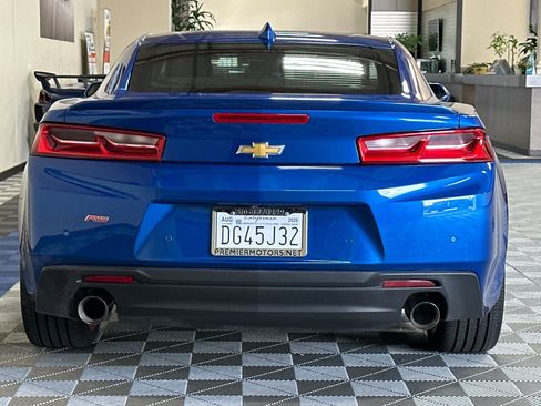 Used 2016 Chevrolet Camaro LT RWD image 5