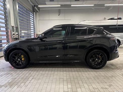 Used 2021 Alfa Romeo Stelvio Ti Sport image 6