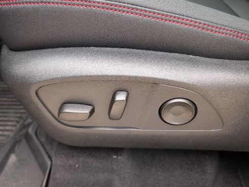 New 2026 Chevrolet Traverse RS w/ LPO, Floor Liner Package FWD image 16