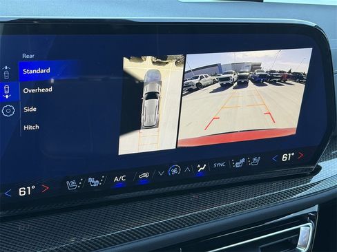 New 2026 Chevrolet Traverse High Country image 16