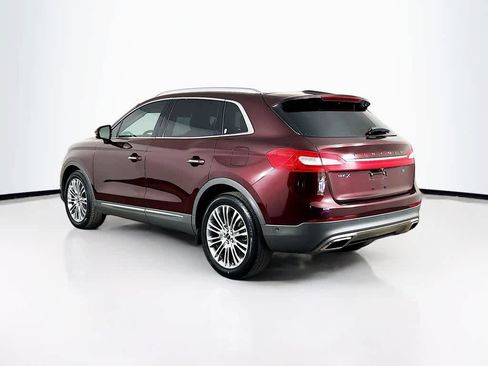 Used 2017 Lincoln MKX Reserve w/ Driver Assistance Package FWD image 4