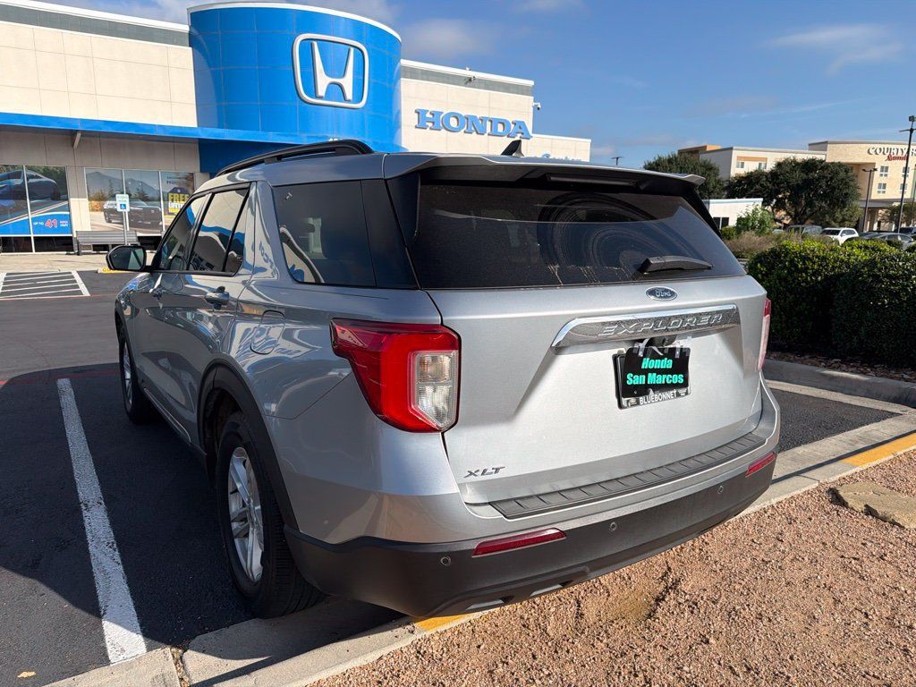 Used 2022 Ford Explorer XLT RWD image 8