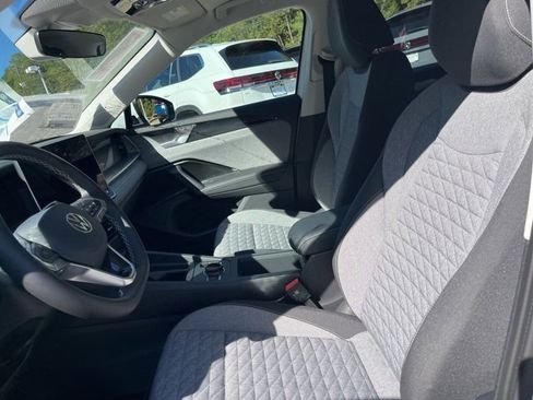 New 2025 Volkswagen Tiguan S image 8