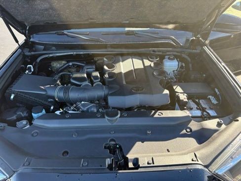 Used 2024 Toyota 4Runner TRD Off-Road image 78