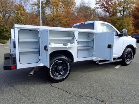 Used 2025 RAM 3500 Tradesman image 8