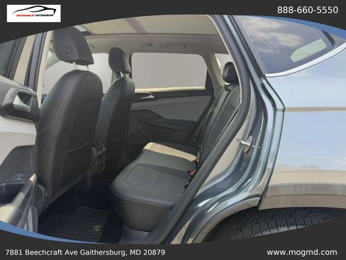 Used 2022 Volkswagen Taos SE FWD image 22