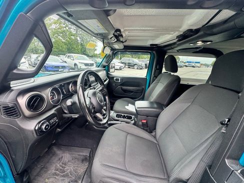 Used 2020 Jeep Wrangler Sport AWD/4WD image 8