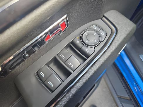 Used 2023 GMC Sierra 1500 AT4 w/ AT4 Premium Package AWD/4WD image 23