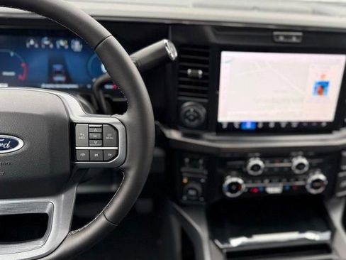 New 2026 Ford F250 Lariat w/ Black Appearance Package image 18