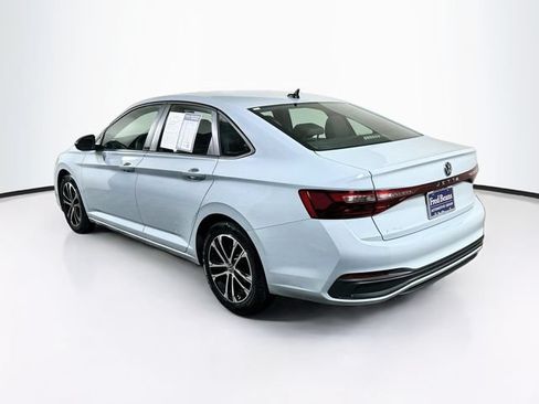 Certified 2025 Volkswagen Jetta Sport FWD image 6