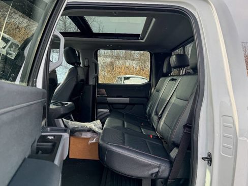 Used 2023 Ford F250 Lariat w/ Lariat Ultimate Package image 25