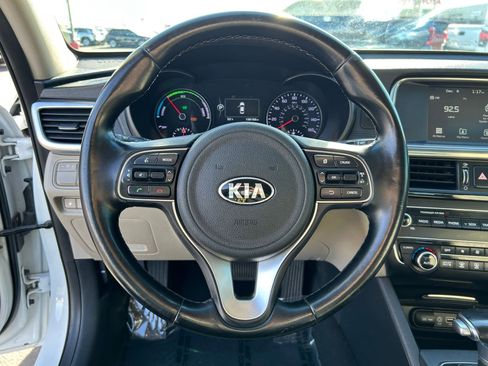 Used 2017 Kia Optima Premium image 12