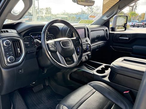 Used 2020 GMC Sierra 2500 Denali w/ Denali Ultimate Package image 7