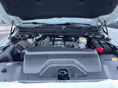 Used 2024 RAM 2500 Big Horn image 28