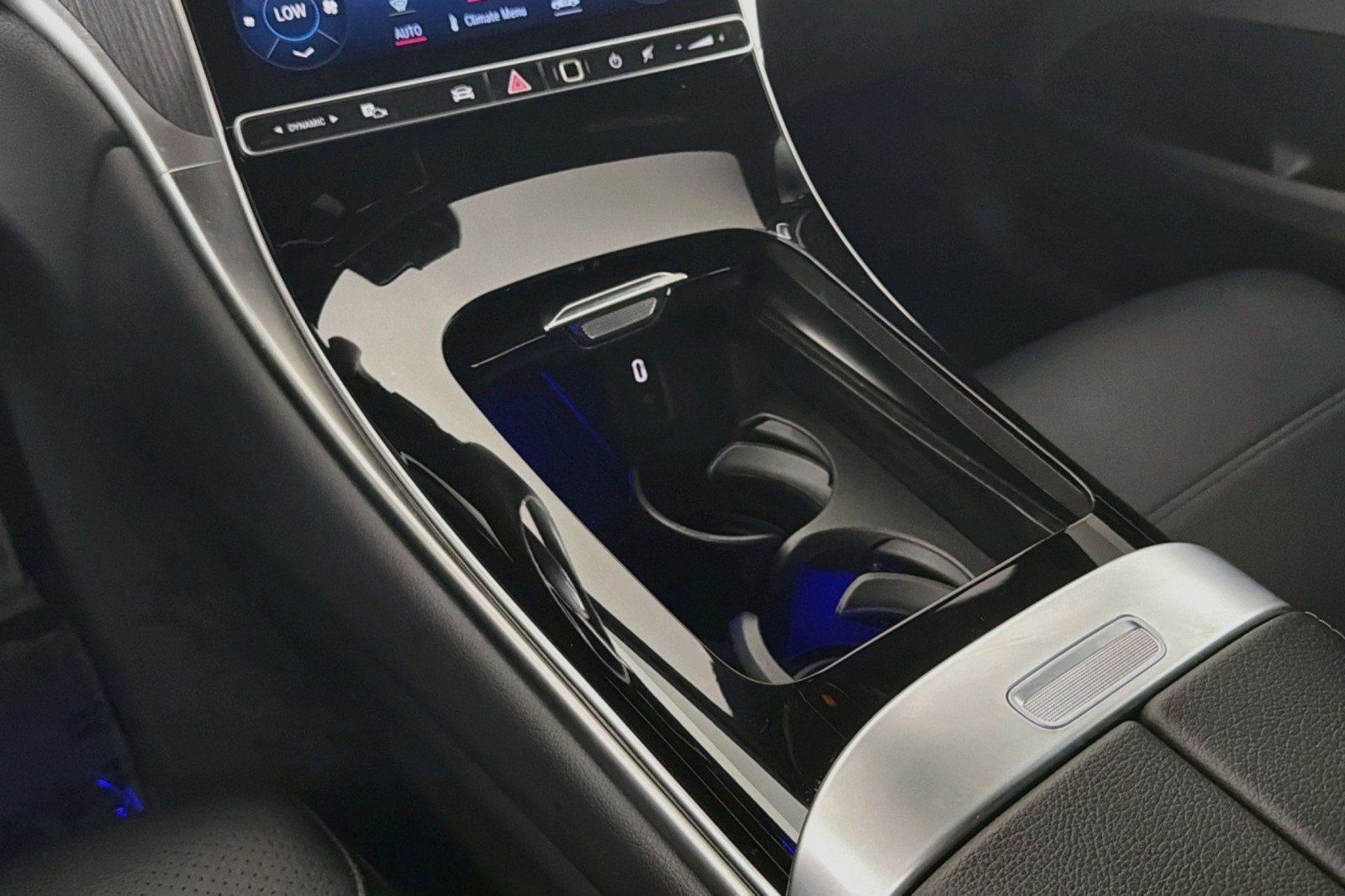 Certified 2024 Mercedes-Benz GLC 300 image 7