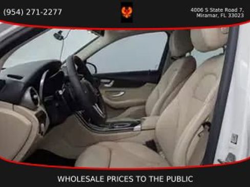 Used 2020 Mercedes-Benz GLC 300 w/ Premium Package image 9