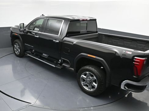 Used 2025 GMC Sierra 2500 SLT w/ Texas SLT Premium Package image 39