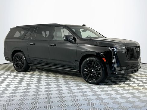 Used 2024 Cadillac Escalade ESV Sport w/ Touring Package AWD/4WD image 3
