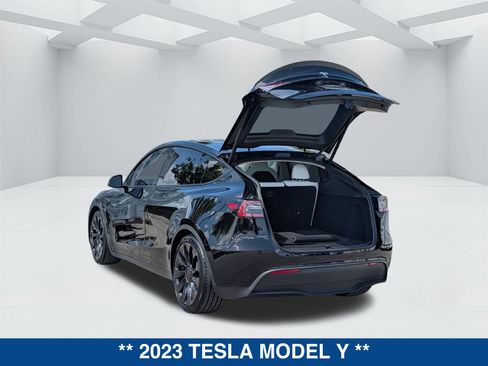Used 2023 Tesla Model Y Performance AWD/4WD image 14