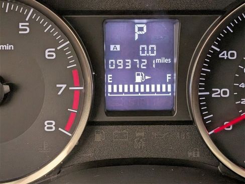 Used 2015 Subaru Crosstrek 2.0i Premium image 23