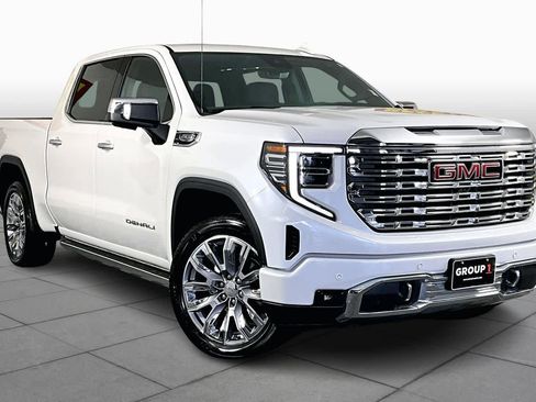 Certified 2024 GMC Sierra 1500 Denali w/ Denali Reserve Package image 3
