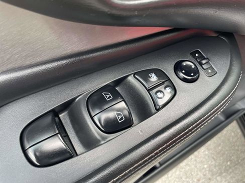 Used 2021 Nissan Murano S image 6