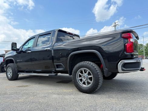 Used 2023 Chevrolet Silverado 2500 LT w/ Convenience Package AWD/4WD image 5