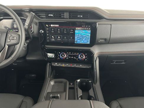 New 2026 GMC Sierra 2500 AT4 w/ AT4 Premium Plus Package AWD/4WD image 12