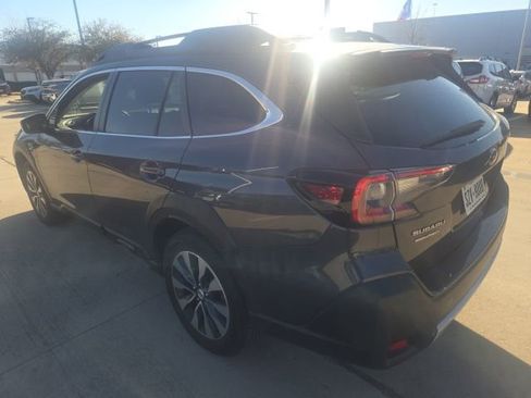Used 2023 Subaru Outback Limited image 4
