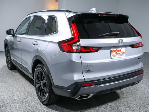 Used 2024 Honda CR-V Sport Touring image 9