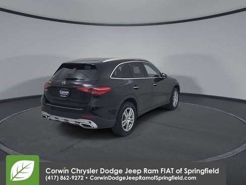 Used 2023 Mercedes-Benz GLC 300 4MATIC image 14
