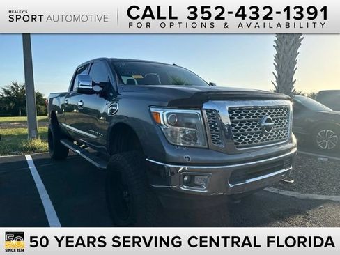 Used 2017 Nissan Titan SL AWD/4WD image 1