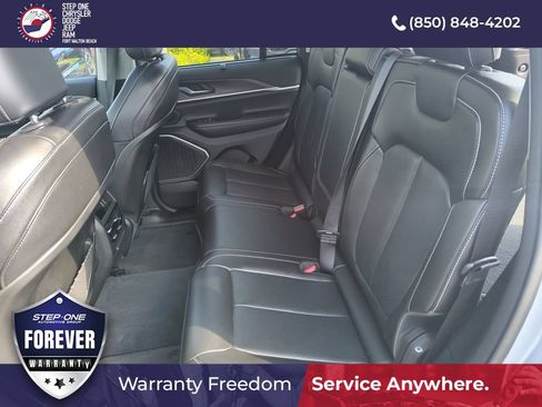 Used 2022 Jeep Grand Cherokee Limited 4xe w/ Luxury Tech Group II AWD/4WD image 30
