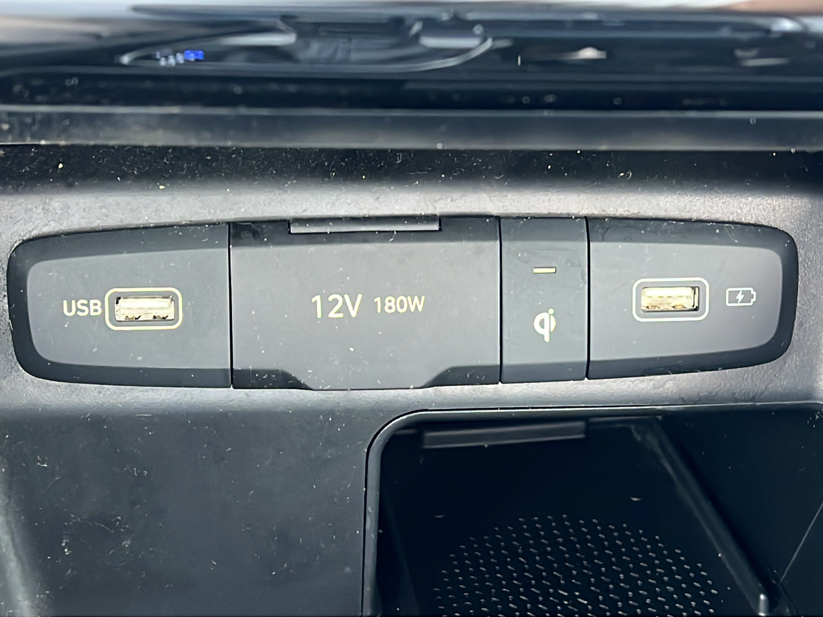 Used 2024 Hyundai Santa Cruz Night AWD/4WD image 19