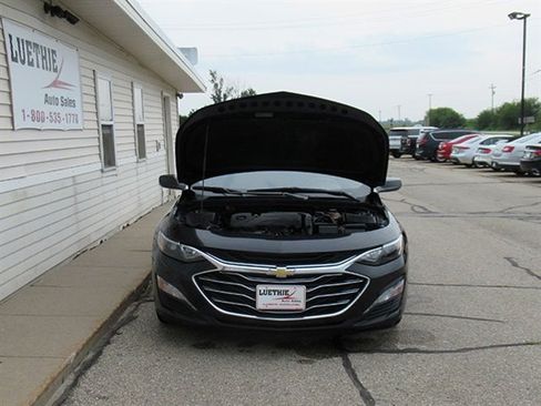 Used 2022 Chevrolet Malibu LT image 6