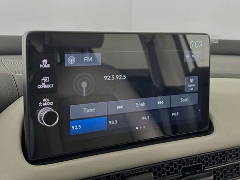 New 2026 Honda HR-V LX image 16