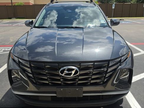 Used 2022 Hyundai Tucson SEL FWD image 2