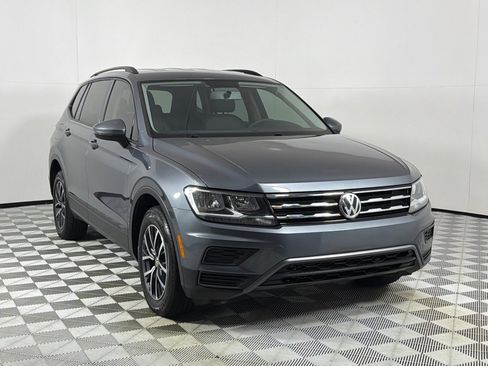 Used 2021 Volkswagen Tiguan S FWD image 3
