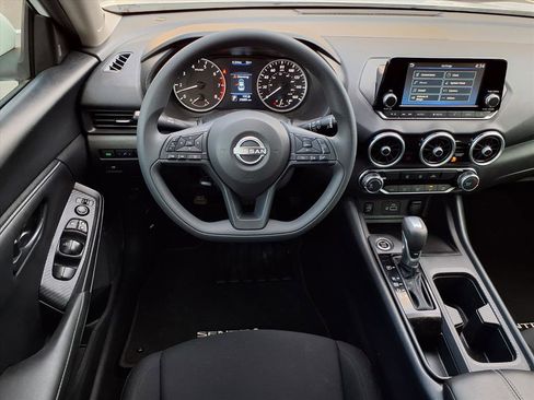 Used 2024 Nissan Sentra S image 13